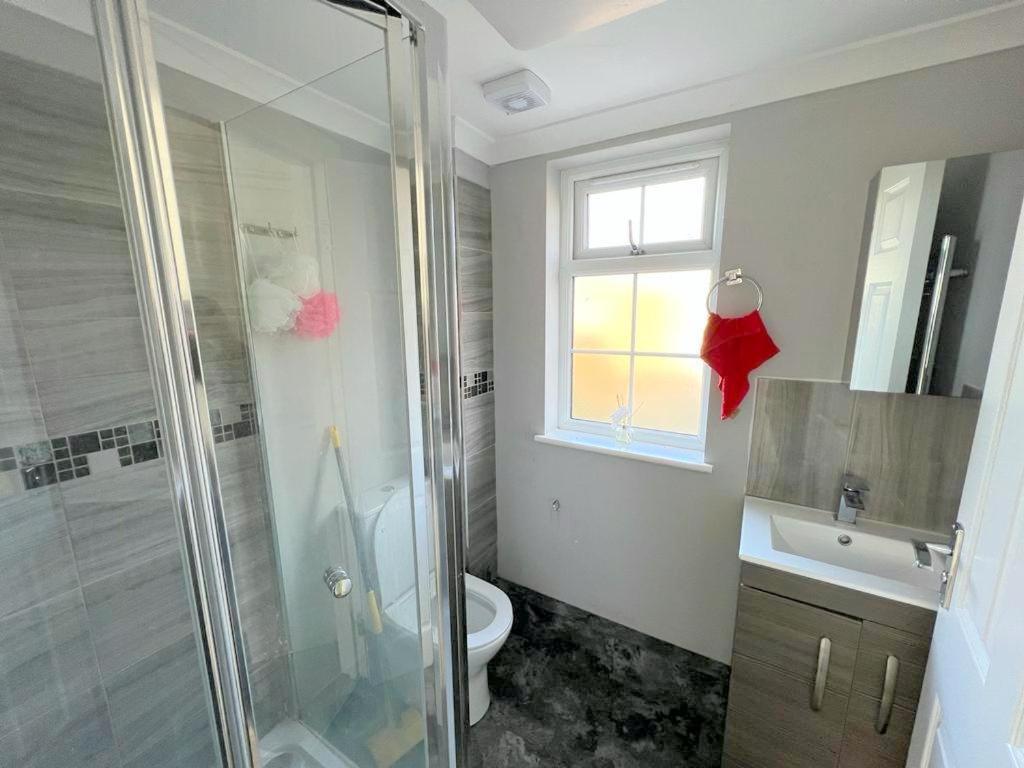 Lilleshall Rooms 米切姆 外观 照片
